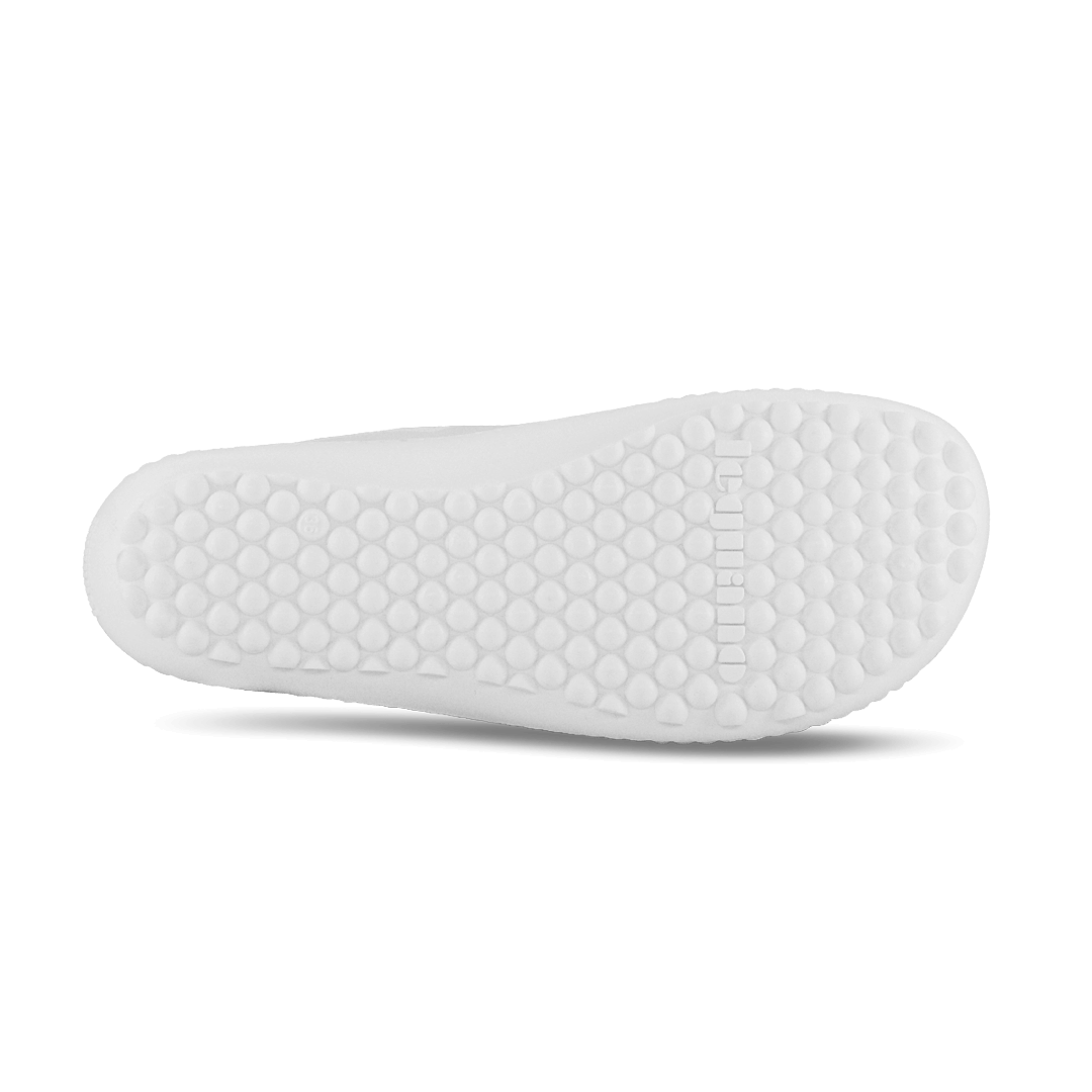 leguano_spinwyn-light_white_03_1440x1440